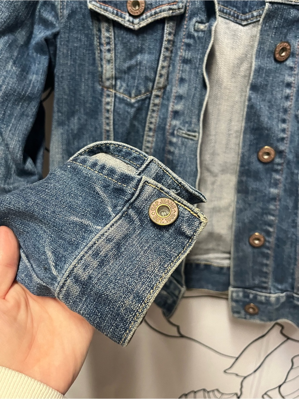 GAP Medium Blue Denim Jean Jacket (399) - Picture 5 of 14